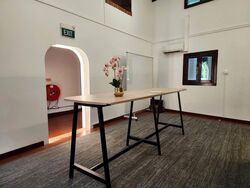 Craig Place (D2), Office #586039911